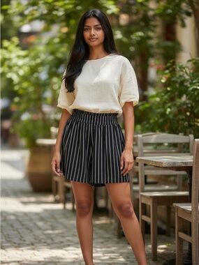 JACHS Girlfriend Black and White Vertical Stripe Pull-On Shorts